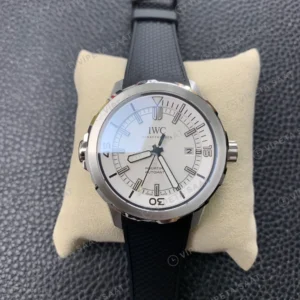 IWC Aquatimer Beyaz Kadran Kaucuk Kordon Super Clone Eta Eta Saat detay 4