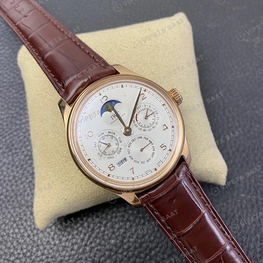 IWC Portugieser Perpetual Calendar Beyaz Kadran Rose Kasa Kahverengi Deri Super Clone Eta Saat görünüm 6