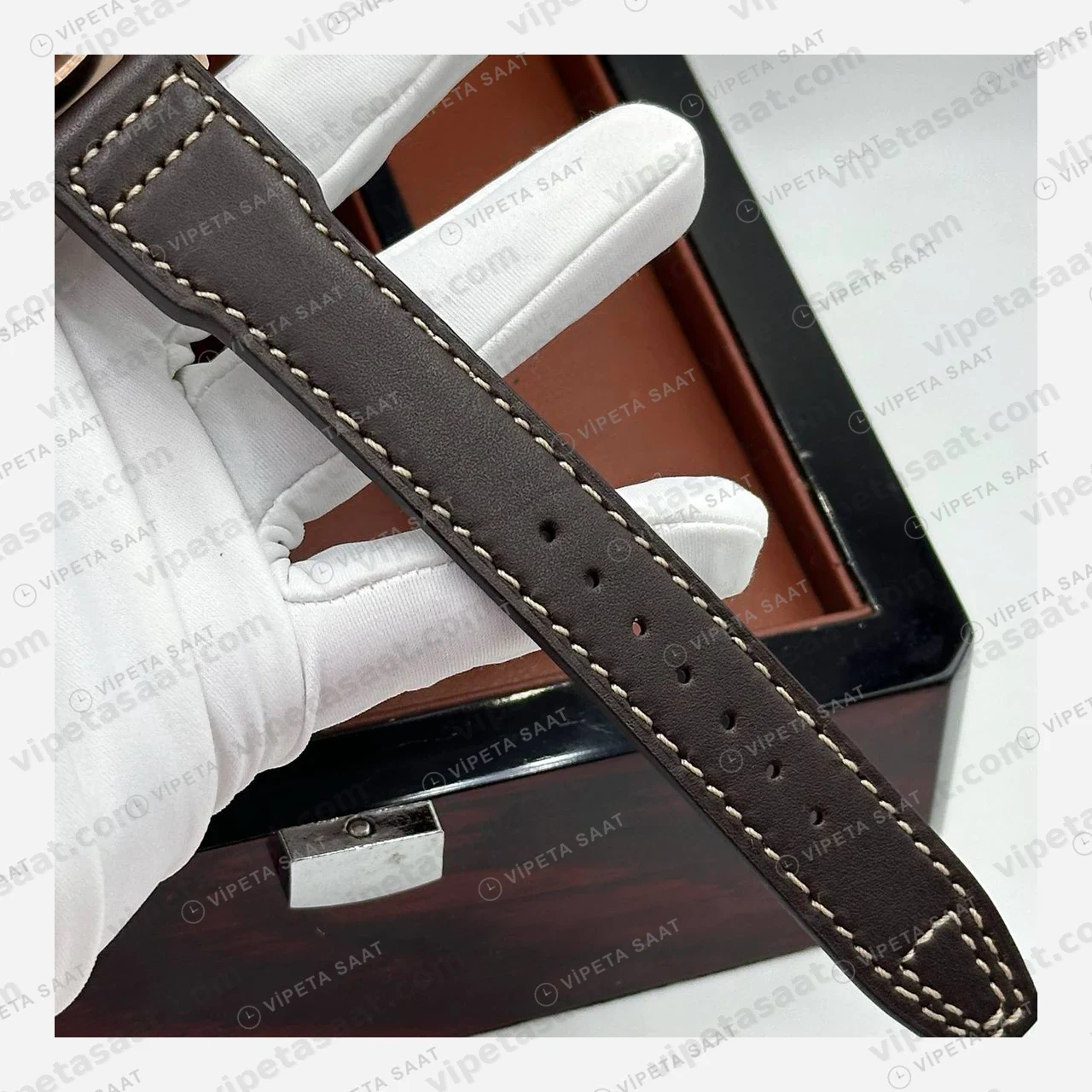 IWC Portugieser Rose Mavi Tourbillon Deri Super Clone ETA Eta Saat detay 4