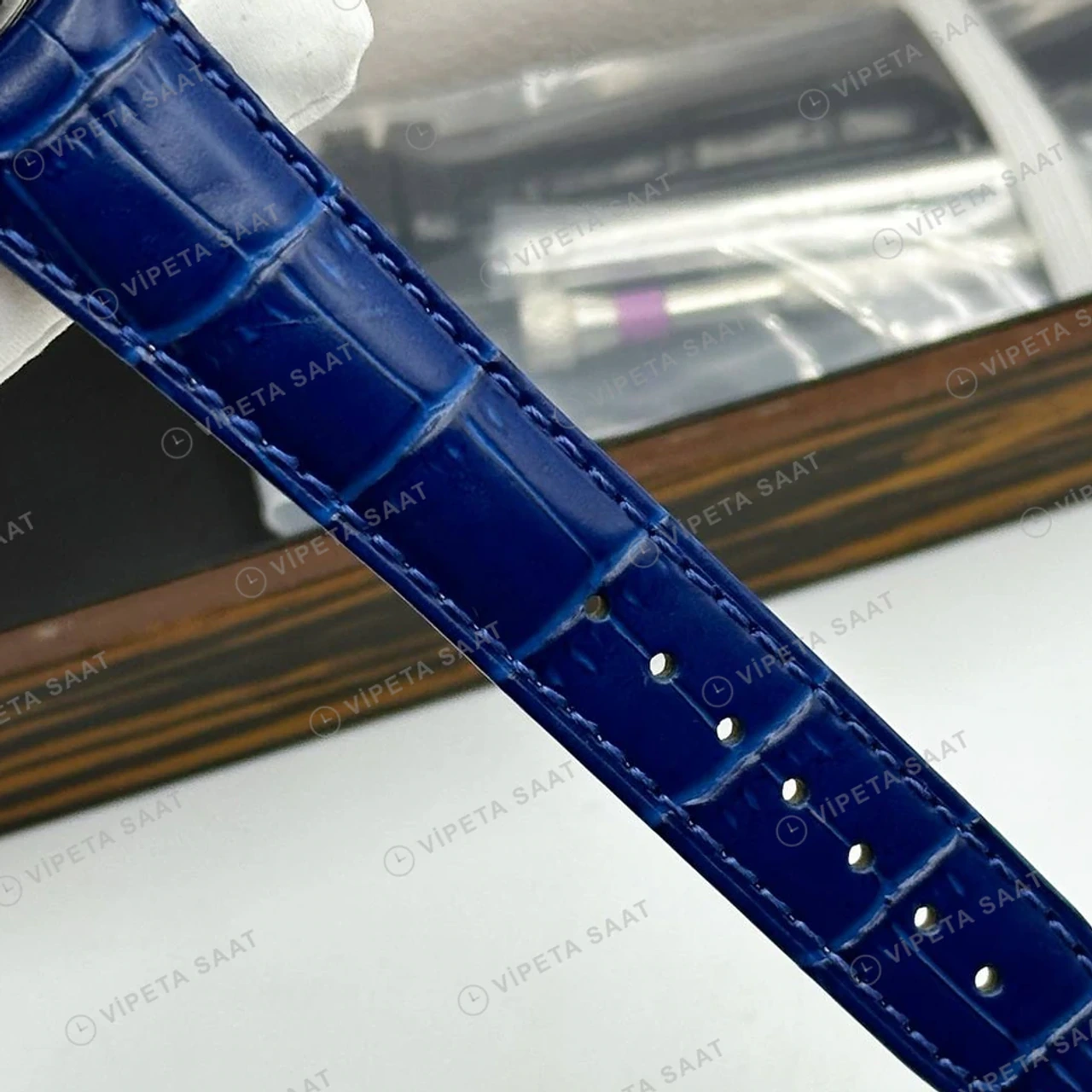 Jacob Co Astronomia Gümüş Ejderha Deri Super Clone ETA Saat karşıdan görünüm