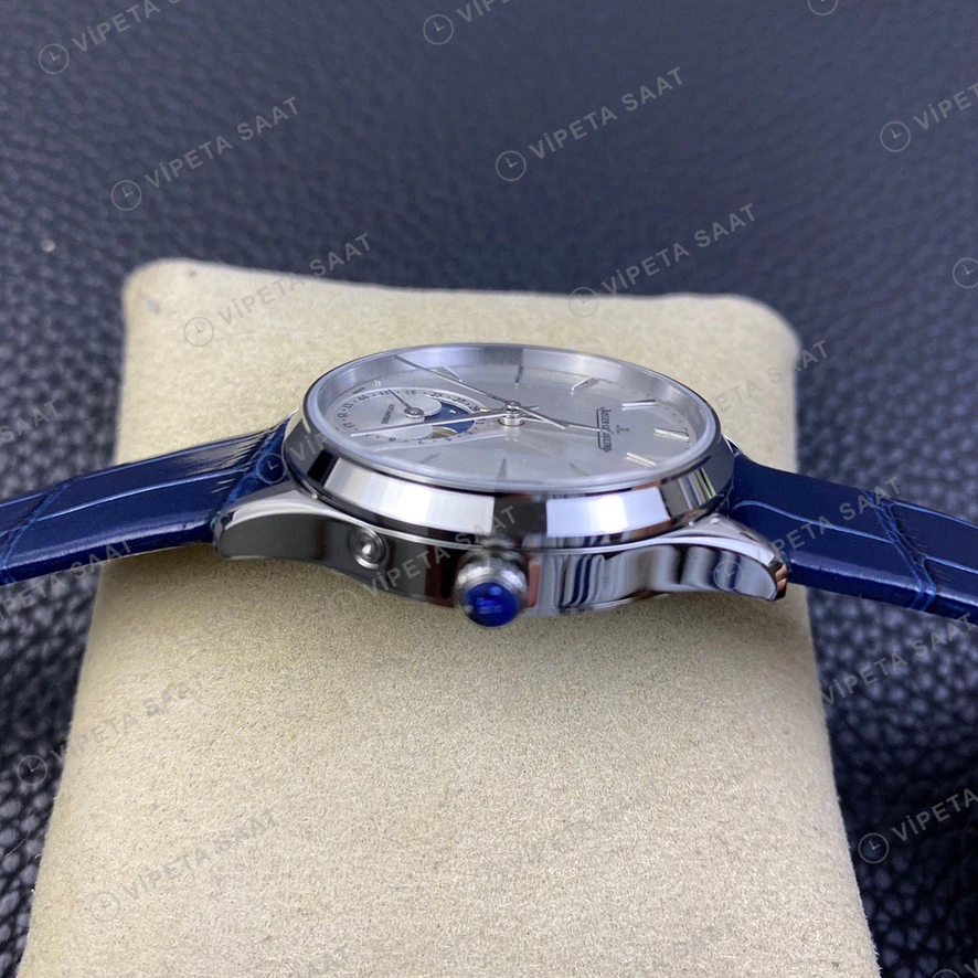 Jaeger-LeCoultre Master Ultra Thin Moon Gumus Kadran Mavi Deri Super Clone Eta Eta Saat detay 4