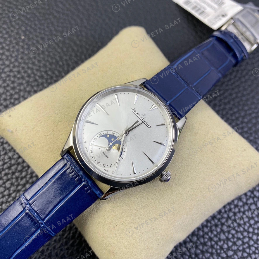 Jaeger-LeCoultre Master Ultra Thin Moon Gumus Kadran Mavi Deri Super Clone Eta Eta Saat detay 5