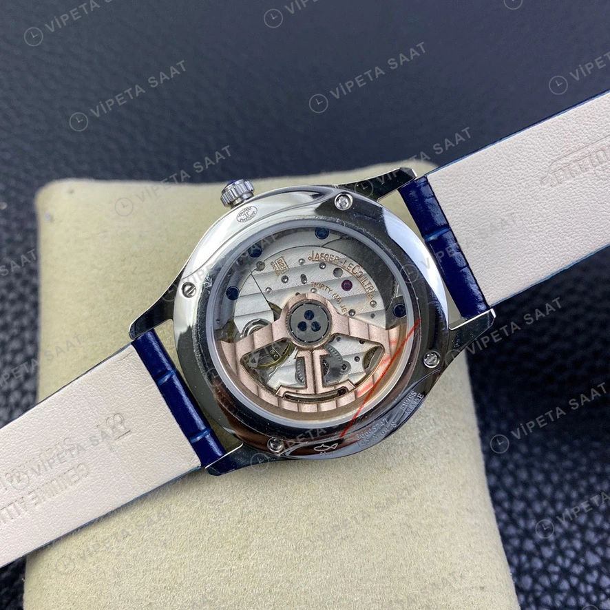 Jaeger-LeCoultre Master Ultra Thin Moon Gumus Kadran Mavi Deri Super Clone Eta Eta Saat detay 7