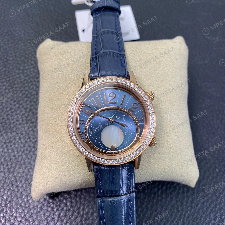 Jaeger-LeCoultre Rendez-Vous Moon Mavi Kadran Baget Bezel Rose Kasa Mavi Deri Kordon Super Clone Eta Eta Saat detay 5