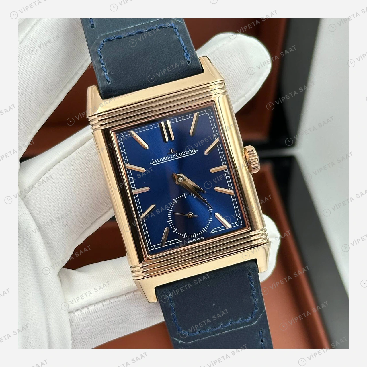 Jaeger LeCoultre Reverso Rose Mavi Kadran Deri Gündüz Super Clone ETA Eta Saat detay 4