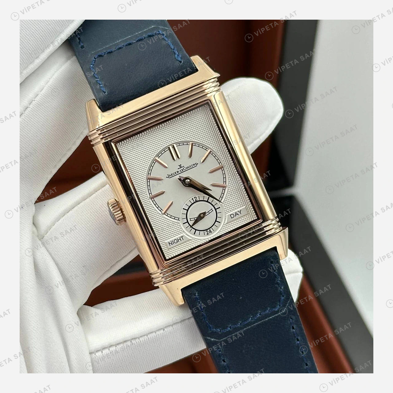 Jaeger LeCoultre Reverso Rose Mavi Kadran Deri Gündüz Super Clone ETA Eta Saat detay 5