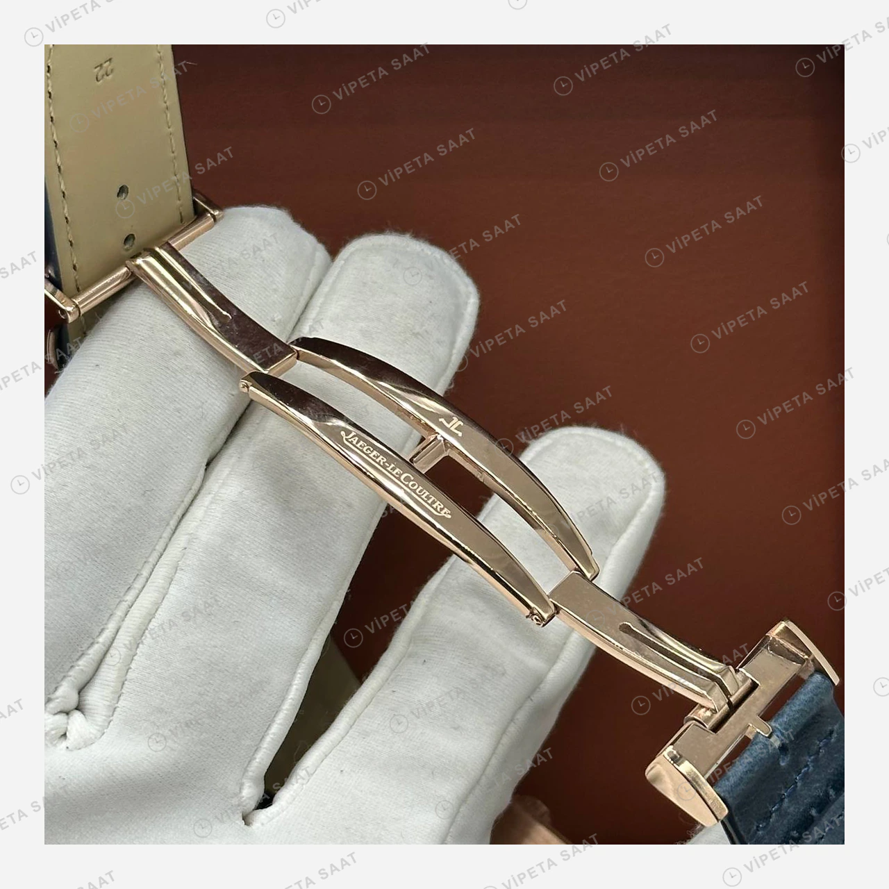 Jaeger LeCoultre Reverso Rose Mavi Kadran Deri Super Clone ETA Eta Saat detay 7