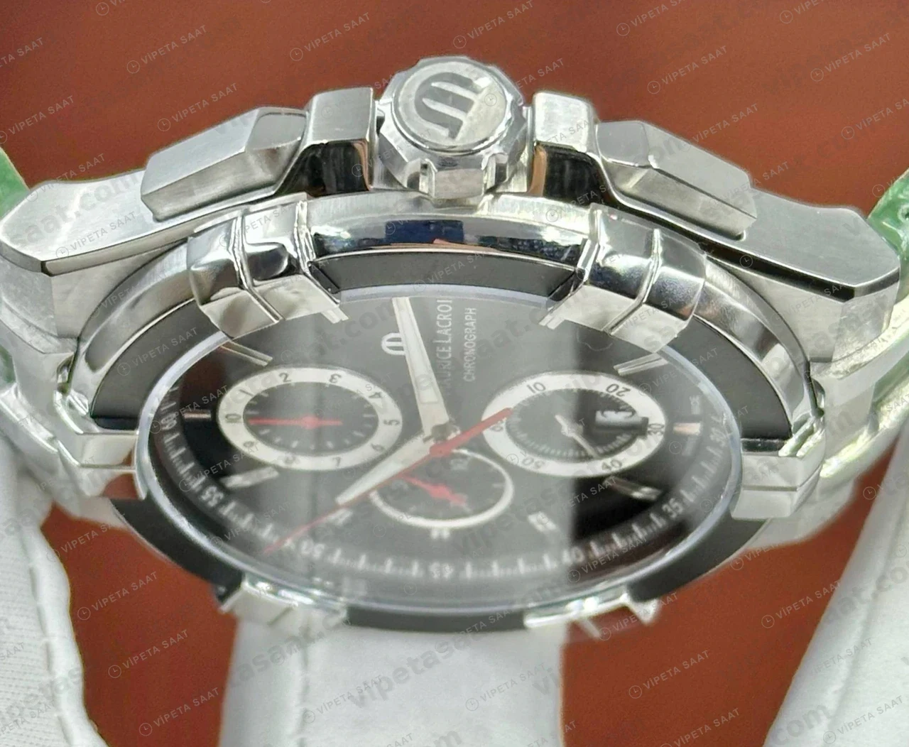 Maurice Lacroix Aikon Gümüş Kronograf Yeşil Kauçuk Super Clone ETA Saat detay 3