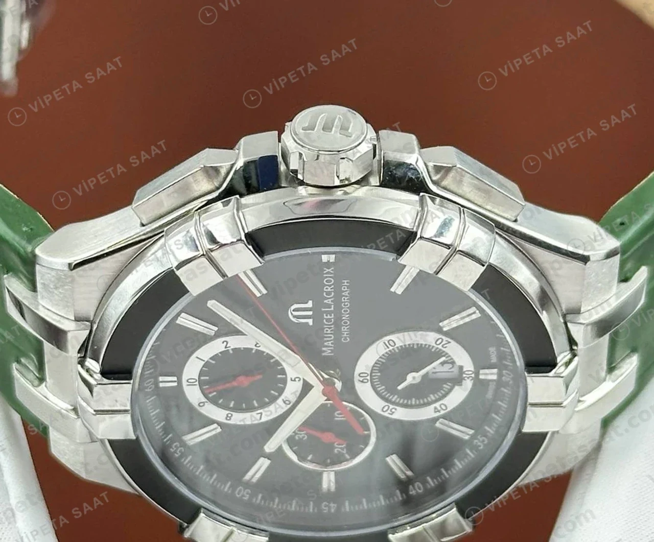 Maurice Lacroix Aikon Mavi Kronograf Yeşil Kauçuk Super Clone ETA Saat detay 3