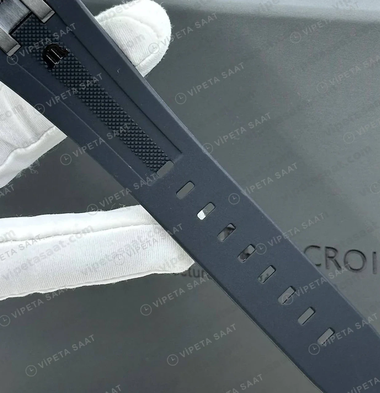 Maurice Lacroix Aikon Siyah Kadran Kauçuk Düz Super Clone ETA Saat detay 3