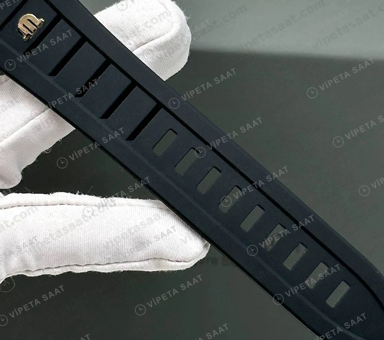 Maurice Lacroix Aikon Venturer Rose Siyah Dalış Kauçuk Super Clone ETA Saat detay 4