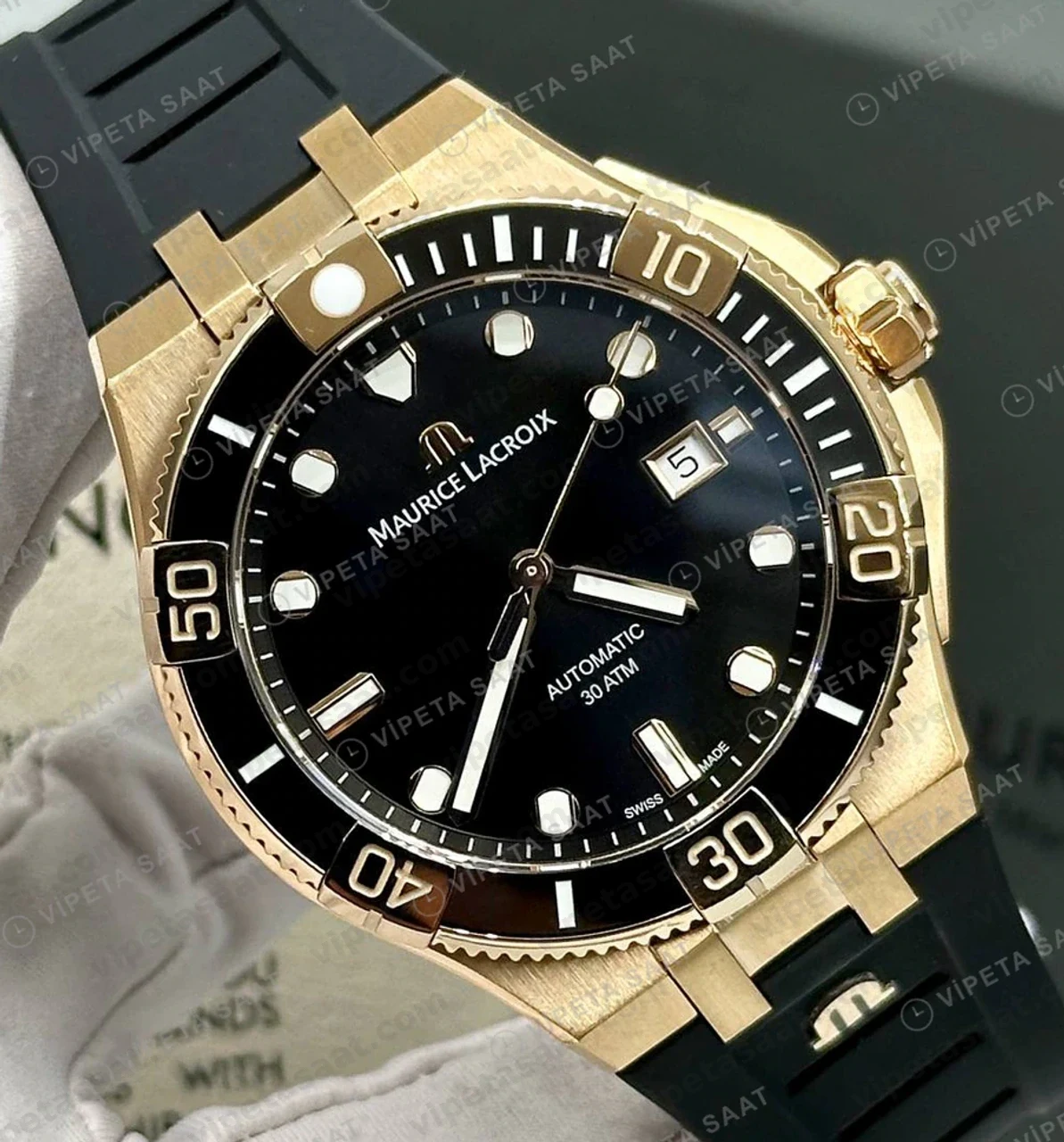 Maurice Lacroix Aikon Venturer Rose Siyah Dalış Kauçuk Super Clone ETA Saat detay 6