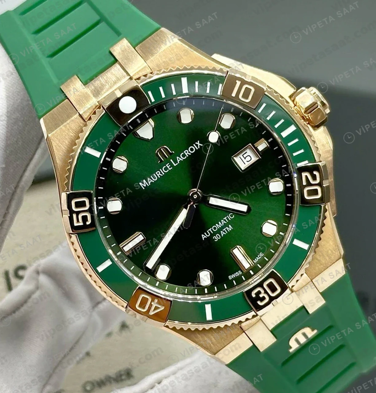 Maurice Lacroix Aikon Venturer Rose Yeşil Dalış Kauçuk Super Clone ETA Saat detay 6