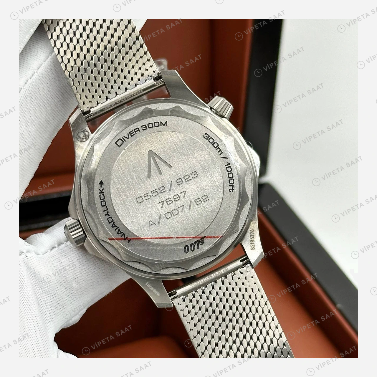 Omega Seamaster 300 Siyah Kadran Çelik Örgü Deniz Super Clone ETA Eta Saat detay 6