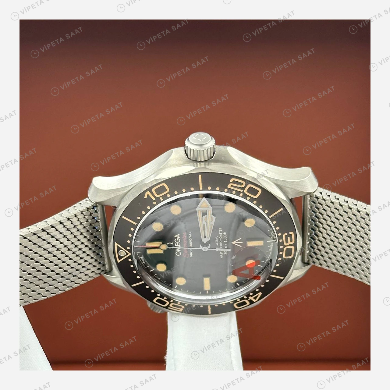 Omega Seamaster 300 Siyah Kadran Çelik Örgü İkon Super Clone ETA Eta Saat detay 7