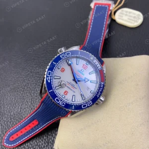 Omega Seamaster Beyaz Kadran Mavi Bezel Kaucuk Kordon Super Clone Eta Eta Saat karşıdan görünüm