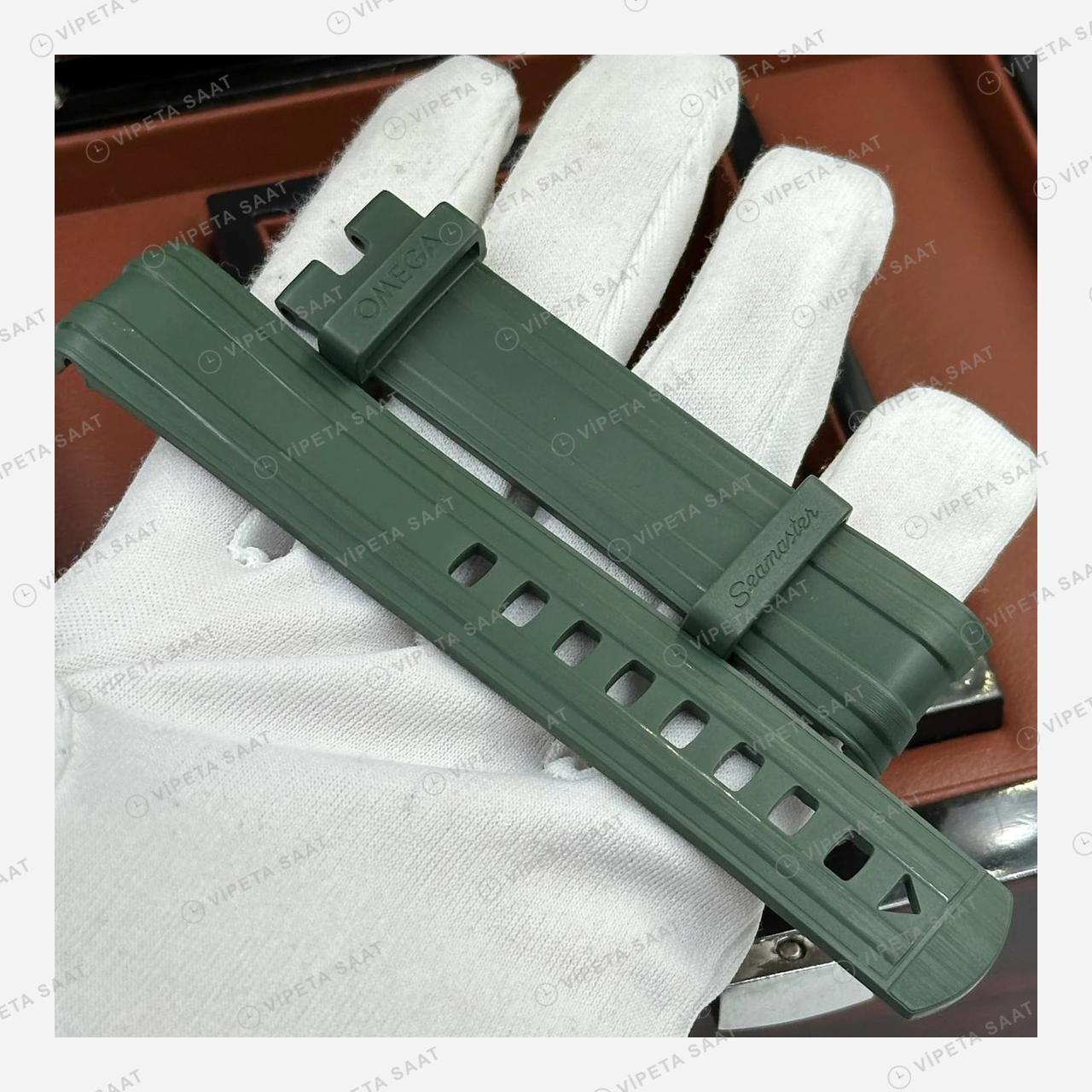 Omega Seamaster Çelik Kordon Spor Super Clone ETA Eta Saat karşıdan görünüm