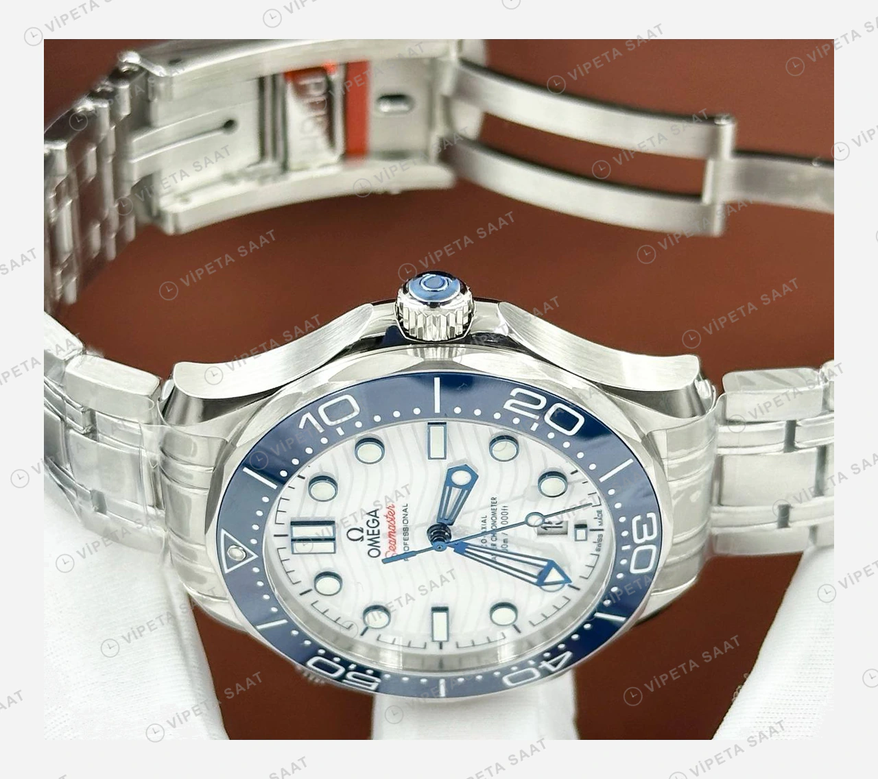 Omega Seamaster Diver 300M Beyaz Kadran Mavi Bezel Çelik Super Clone ETA Eta Saat detay 4