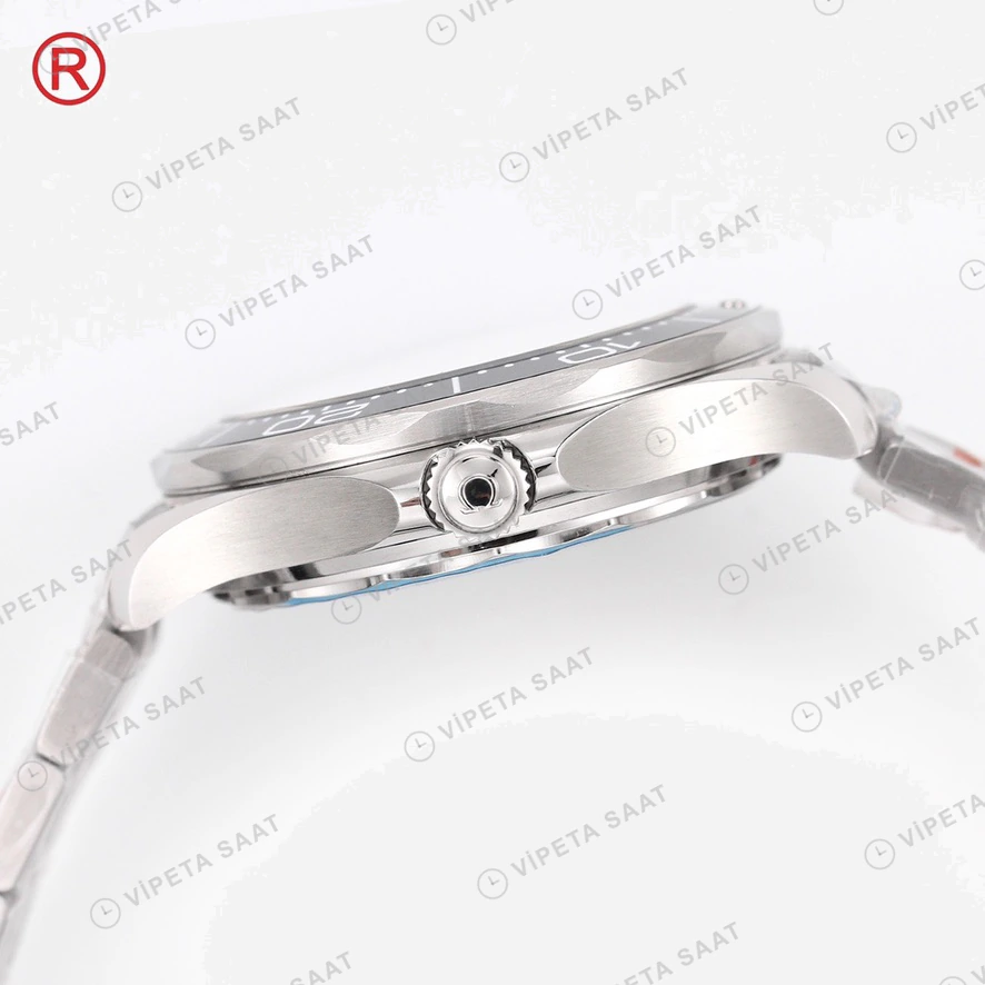 Omega Seamaster Diver 300M Beyaz Kadran Siyah Bezel Celik Kordon Super Clone Eta Eta Saat detay 8