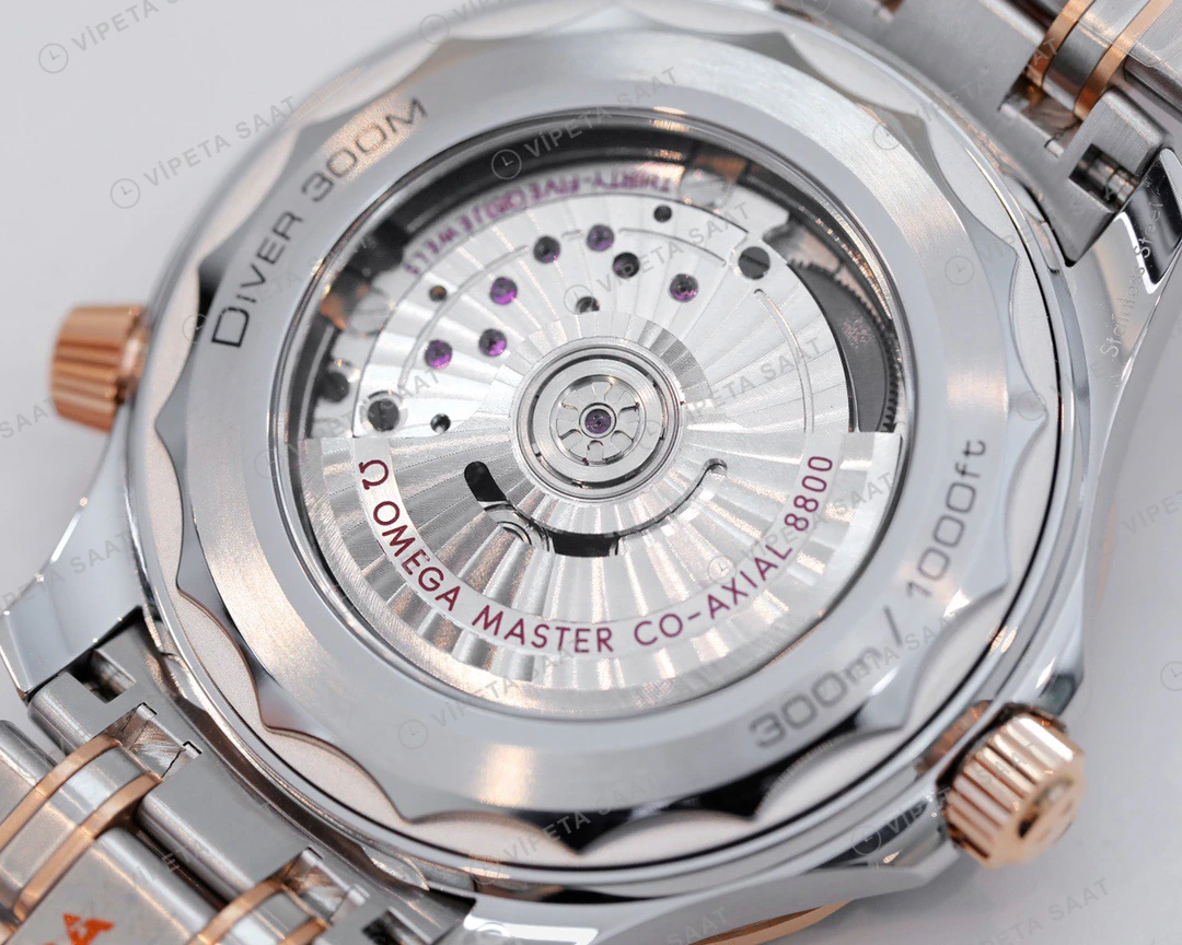 Omega Seamaster Diver 300M Gri Kadran Siyah Bezel Celik Rose Kordon Super Clone Eta Eta Saat detay 8
