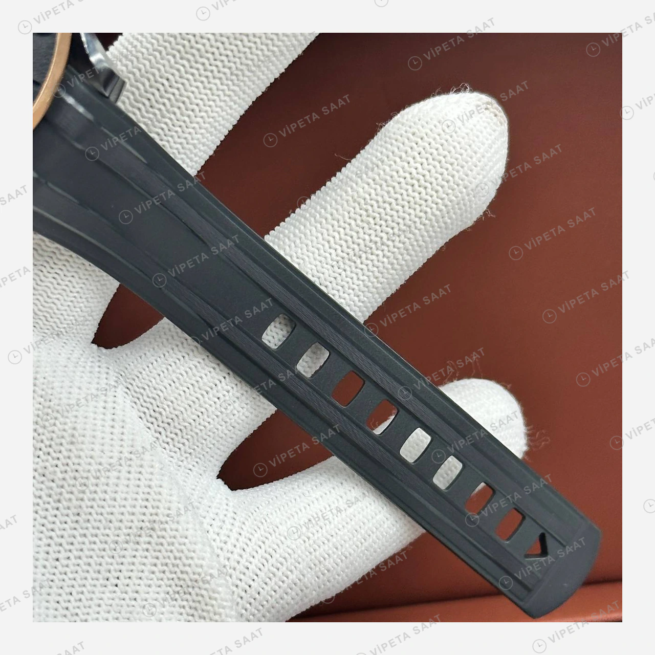 Omega Seamaster Diver 300M Siyah Dalga Kadran İki Renk Kauçuk Super Clone ETA Eta Saat yan görünüm