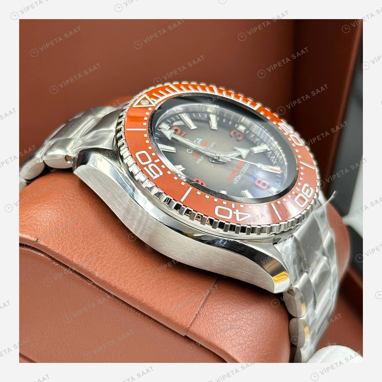 Omega Seamaster Planet Ocean GMT Siyah-Turuncu Çelik Super Clone ETA Eta Saat detay 4