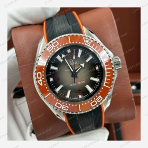 Omega Seamaster Planet Ocean Gri Kadran Turuncu Bezel Kauçuk Super Clone ETA Eta Saat detay 3