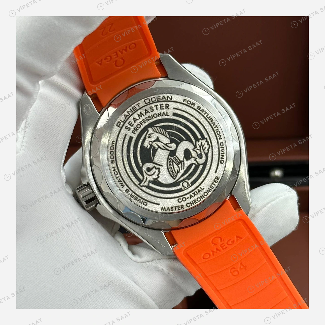 Omega Seamaster Planet Ocean Gri Kadran Turuncu Bezel Kauçuk Super Clone ETA Eta Saat detay 6