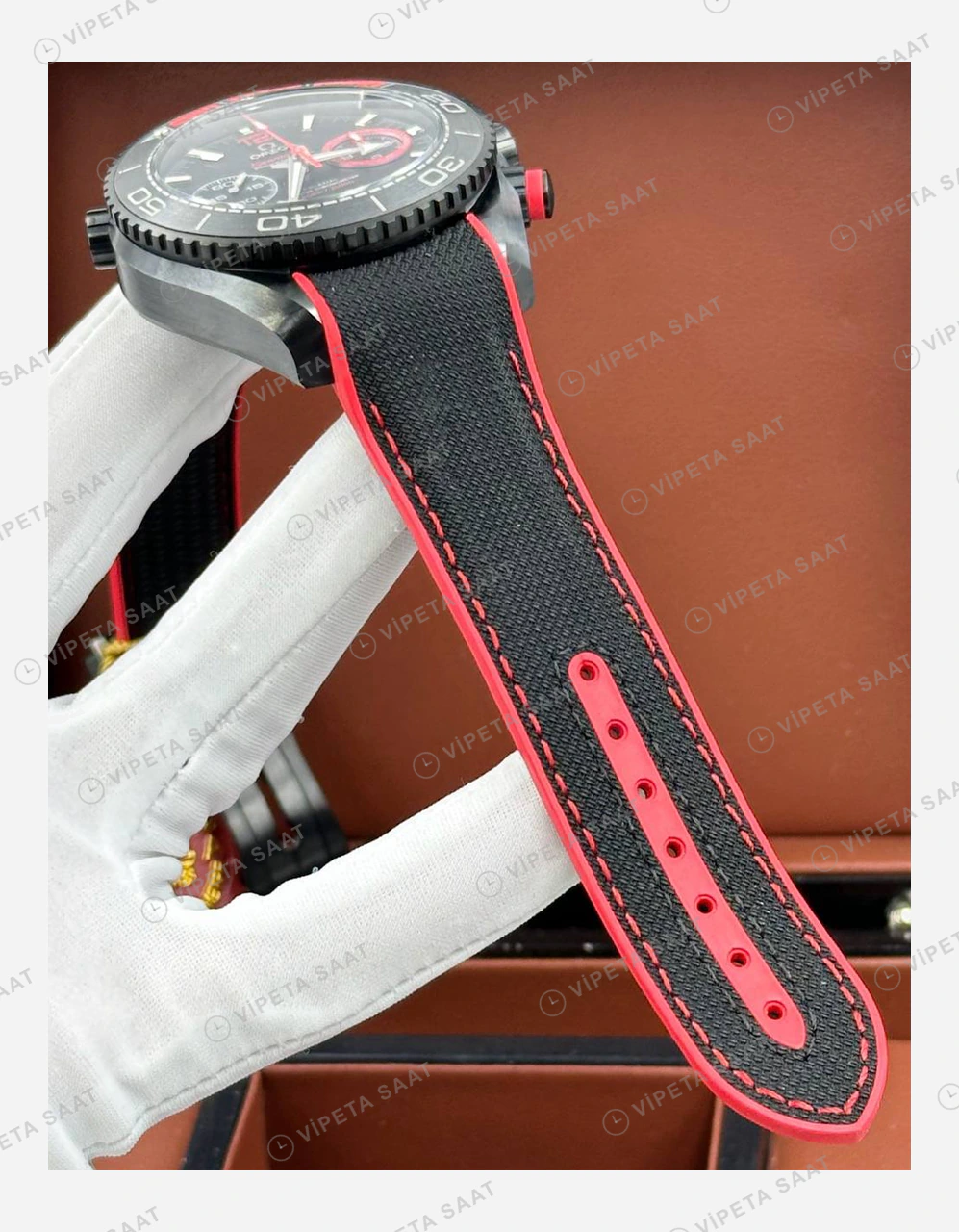 Omega Seamaster Planet Ocean Gri Kırmızı Kronograf Kordon Super Clone ETA Eta Saat detay 3