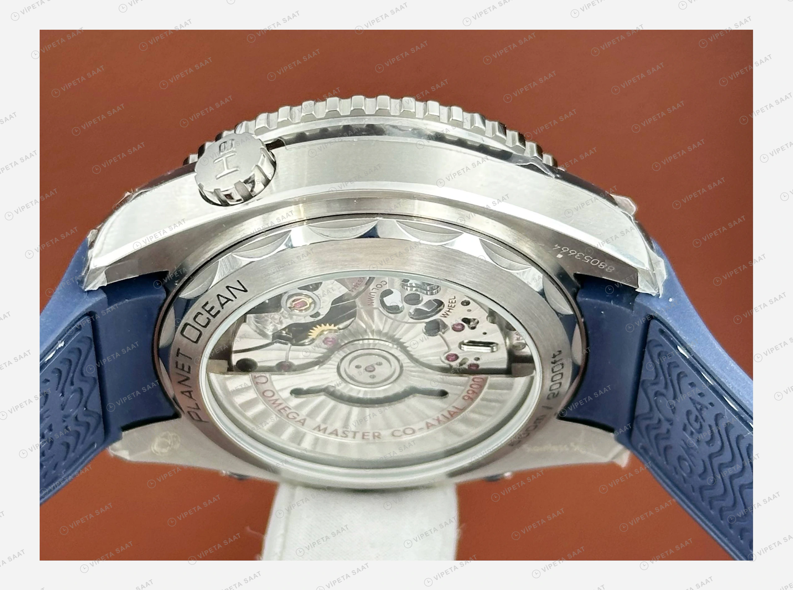 Omega Seamaster Planet Ocean Mavi Kronograf Kauçuk Super Clone ETA Eta Saat yan görünüm