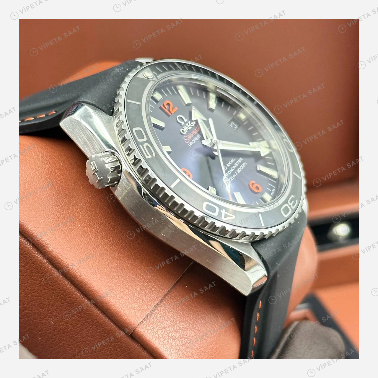 Omega Seamaster Planet Ocean Siyah Kadran Gri Kauçuk Super Clone ETA Eta Saat detay 5
