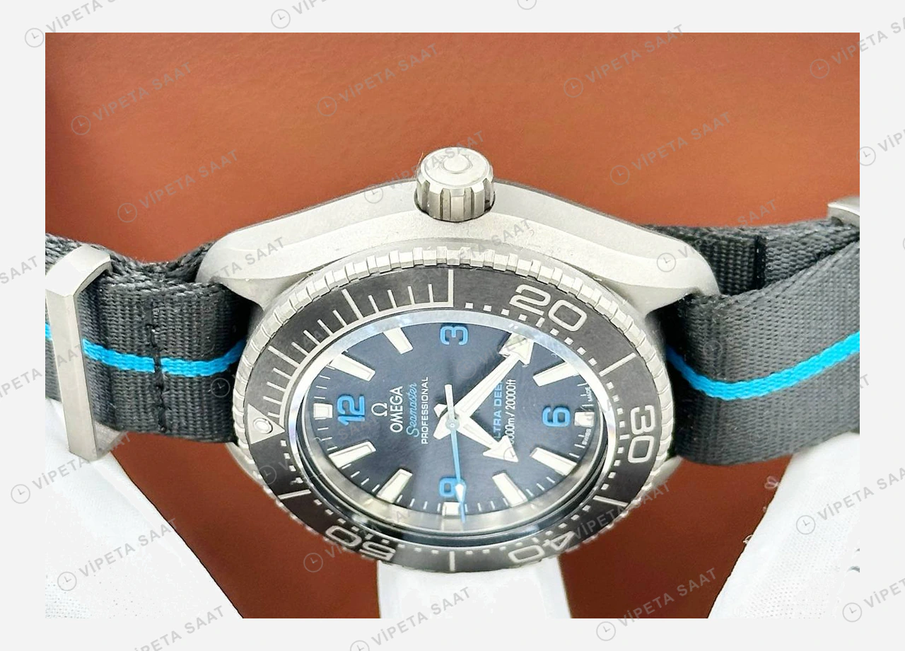 Omega Seamaster Planet Ocean Siyah Kadran Kordon Super Clone ETA Eta Saat detay 4