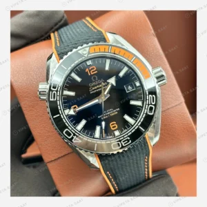 Omega Seamaster Planet Ocean Siyah Kadran Turuncu Detay Kauçuk Super Clone ETA Eta Saat detay 4