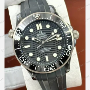 Omega Seamaster Planet Ocean Siyah Kronograf Kauçuk Super Clone ETA Eta Saat karşıdan görünüm