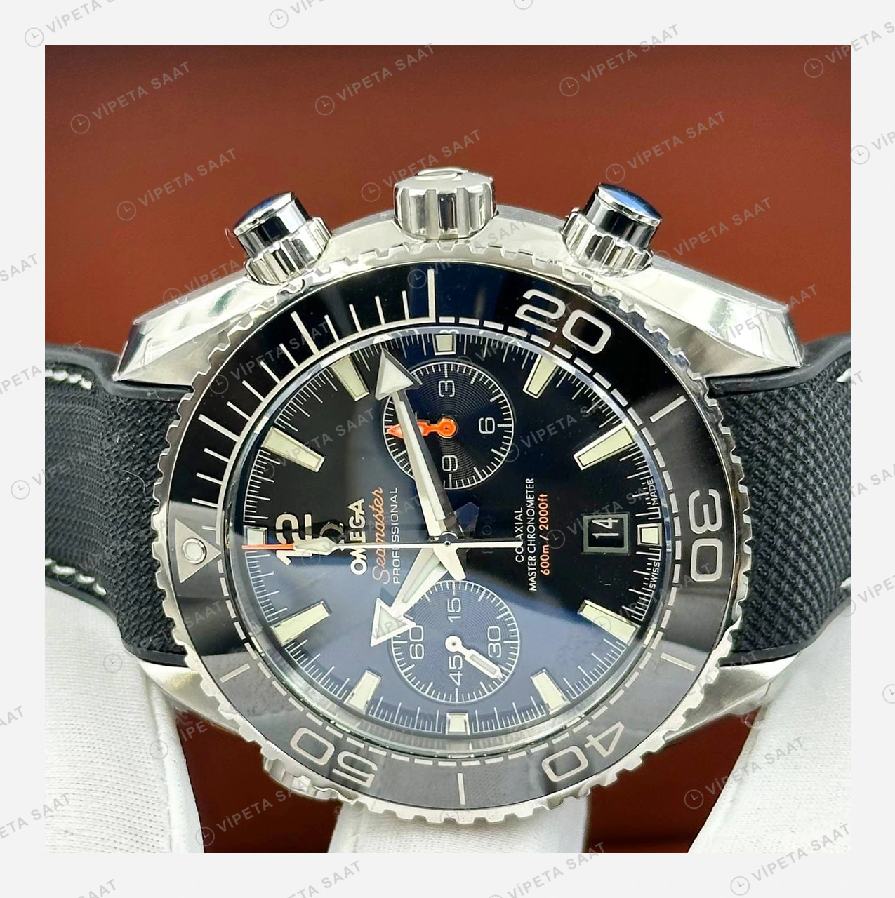 Omega Seamaster Planet Ocean Siyah Kronograf Kordon Super Clone ETA Eta Saat yan görünüm