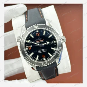 Omega Seamaster Planet Ocean Siyah Turuncu Bezel Kauçuk Super Clone ETA Eta Saat detay 5