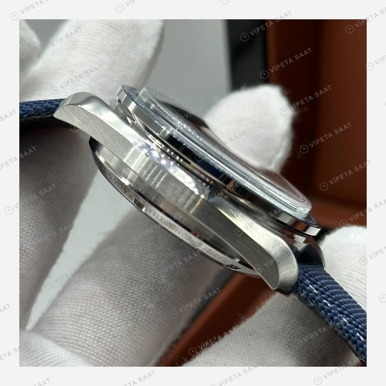 Omega Speedmaster Mavi Kadran Kordon Super Clone ETA Eta Saat detay 4