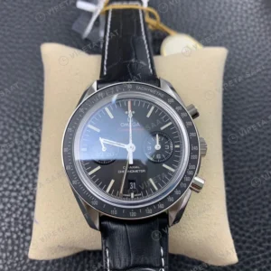 Omega Speedmaster Moonwatch Siyah Kadran Seramik Bezel Siyah Deri Super Clone Eta Eta Saat karşıdan görünüm