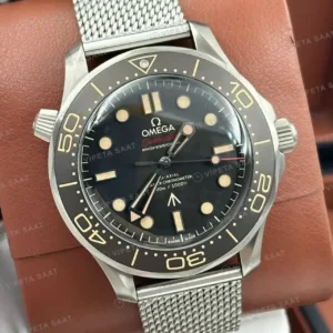 Omega 41 mm 234.30.41 Seamaster 300 Siyah Kadran Celik Orgu Super Clone ETA Saat kırp kapak
