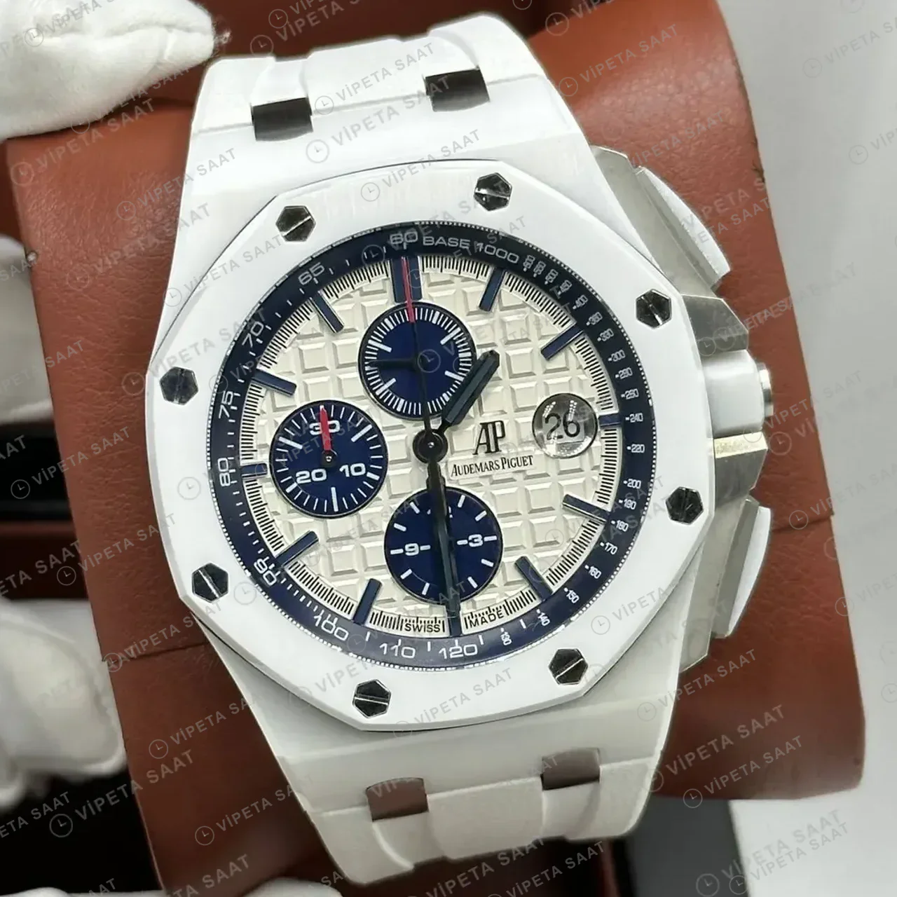 Audemars Piguet 26470CE Beyaz Kadranlı Kronograf Seramik Kauçuk Super Clone ETA Saat kırp kapak