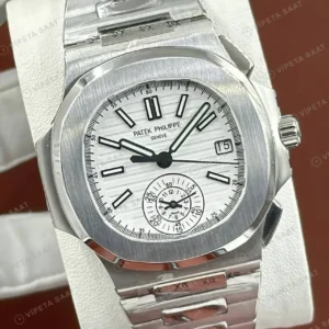 Patek Philippe Nautilus 5726 40.5 mm Beyaz Kadran Yıllık Takvim Çelik Super Clone ETA Saat kırp kapak