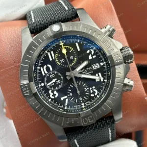 Breitling Avenger B01 44 mm Siyah Kronograf Nato AB0147101B1X1 Super Clone ETA Saat kırp kapak