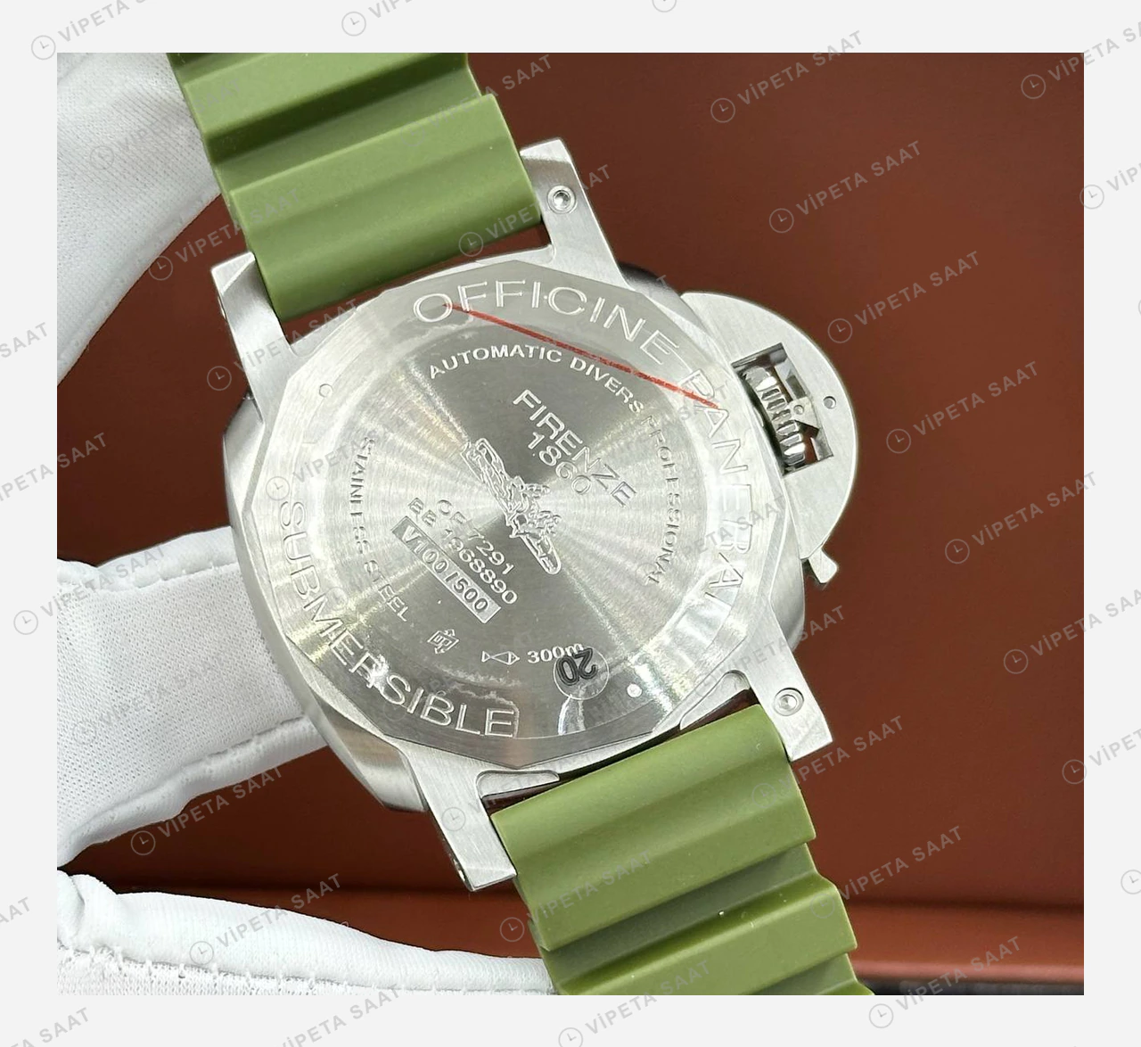 Panerai 42 mm PAM01069 Submersible Titanyum Yeşil Kordon Super Clone ETA Eta Saat detay 6