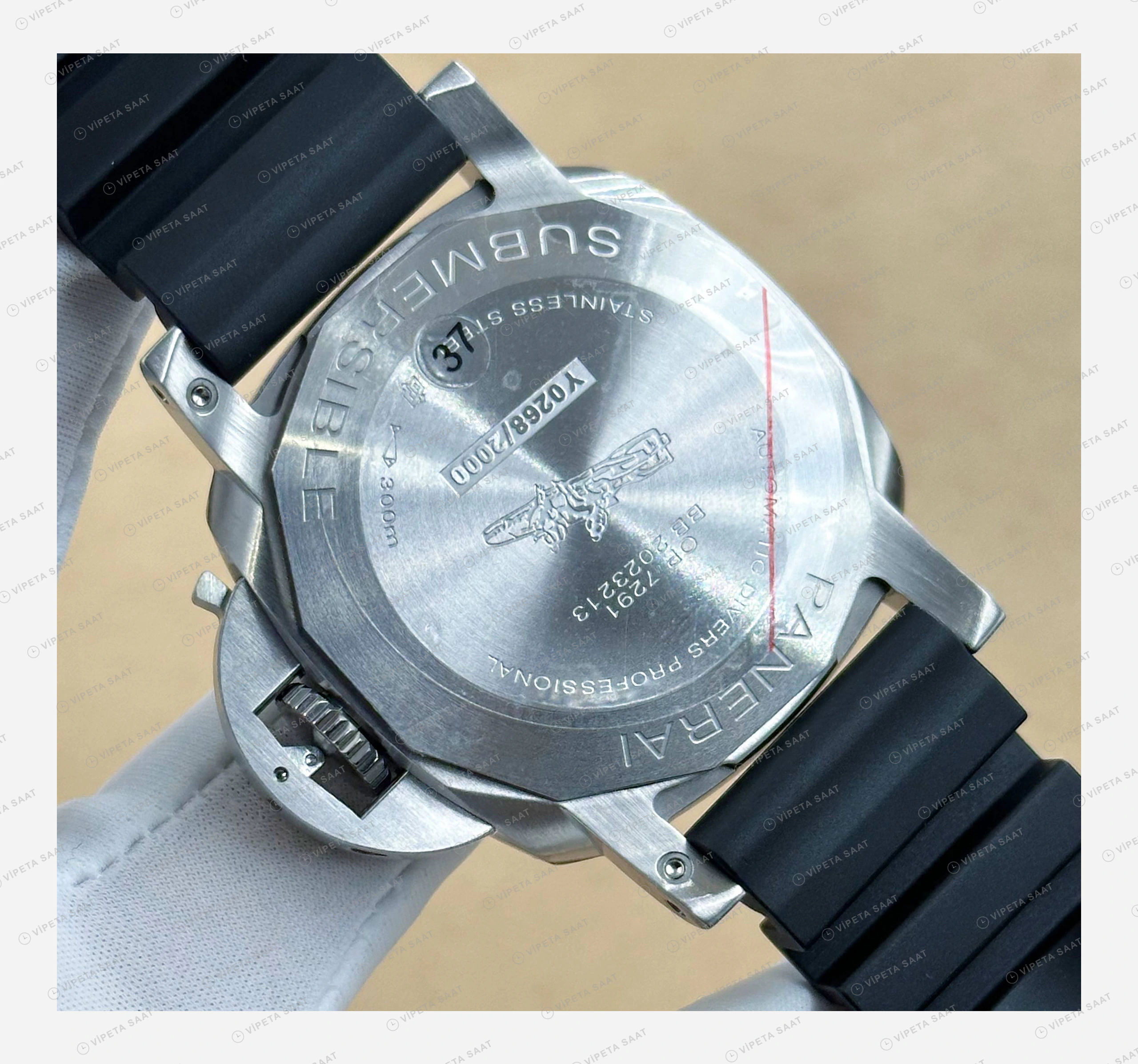 Panerai 42 mm PAM01222 Submersible Beyaz Kadran Klasik Super Clone ETA Eta Saat detay 6