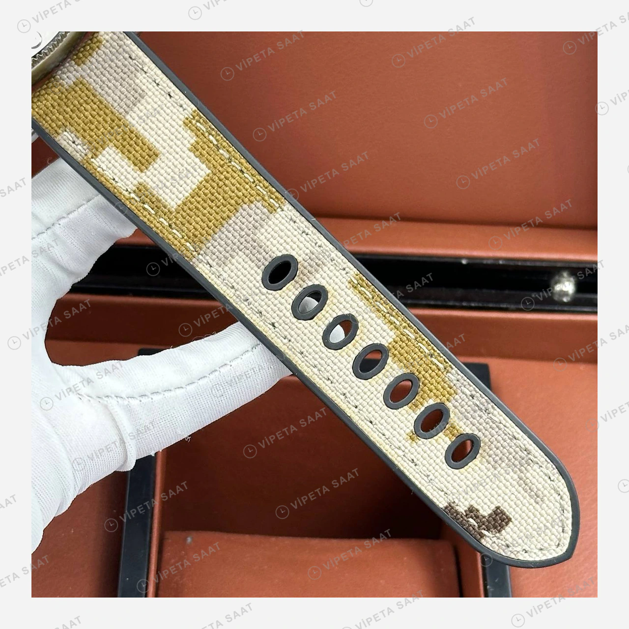 Panerai 42 mm PAM01222 Submersible Titanyum Gri Kadran Nato Super Clone ETA Eta Saat detay 4