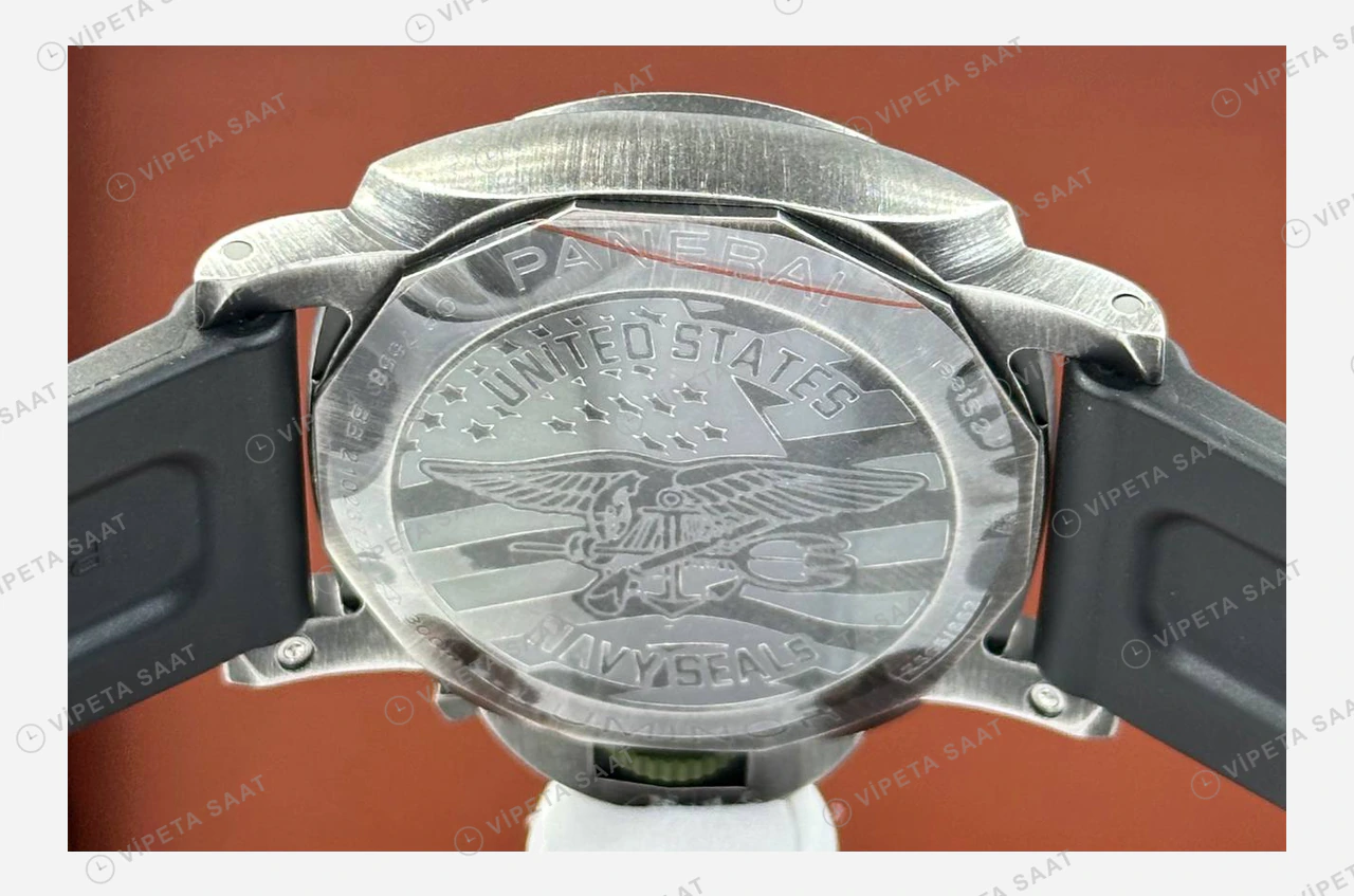 Panerai 44 mm PAM01312 Luminor Marina Siyah Kadran Kauçuk Super Clone ETA Eta Saat detay 4