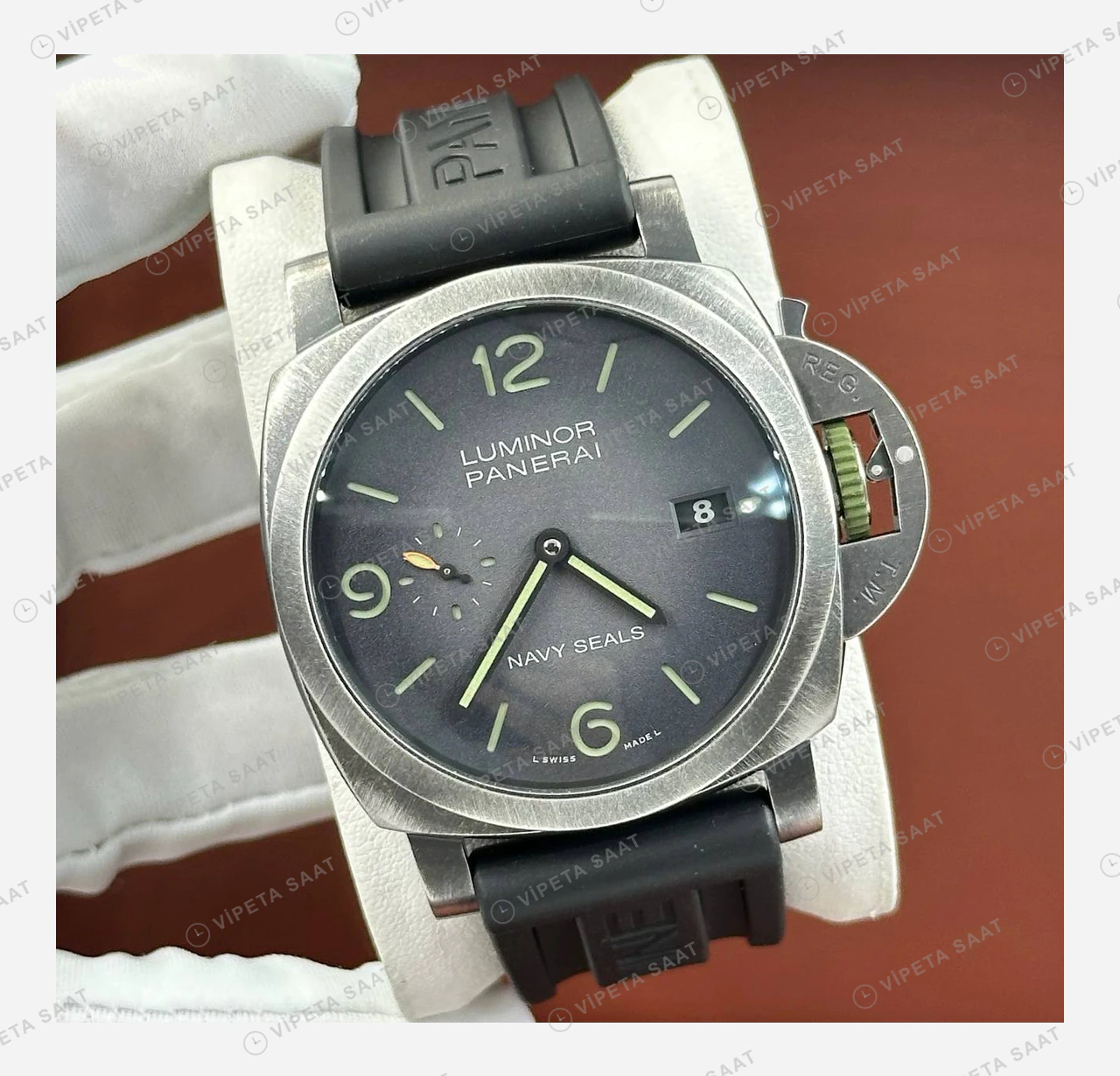 Panerai 44 mm PAM01312 Luminor Marina Siyah Kadran Kauçuk Super Clone ETA Eta Saat detay 7