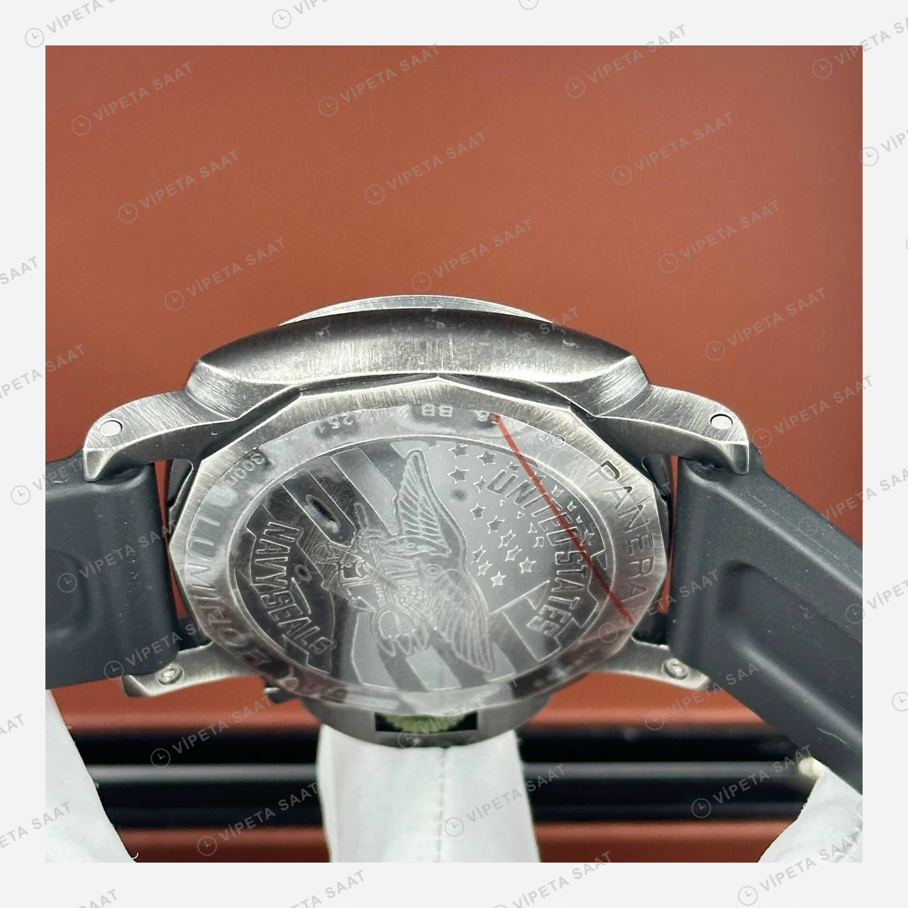 Panerai 44 mm PAM01312 Luminor Navy Seals Siyah Kadran Super Clone ETA Eta Saat detay 4