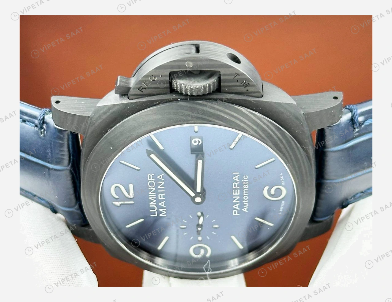 Panerai 44 mm PAM01314 Luminor Marina Karbon Mavi Kadran Deniz Super Clone ETA Eta Saat detay 4