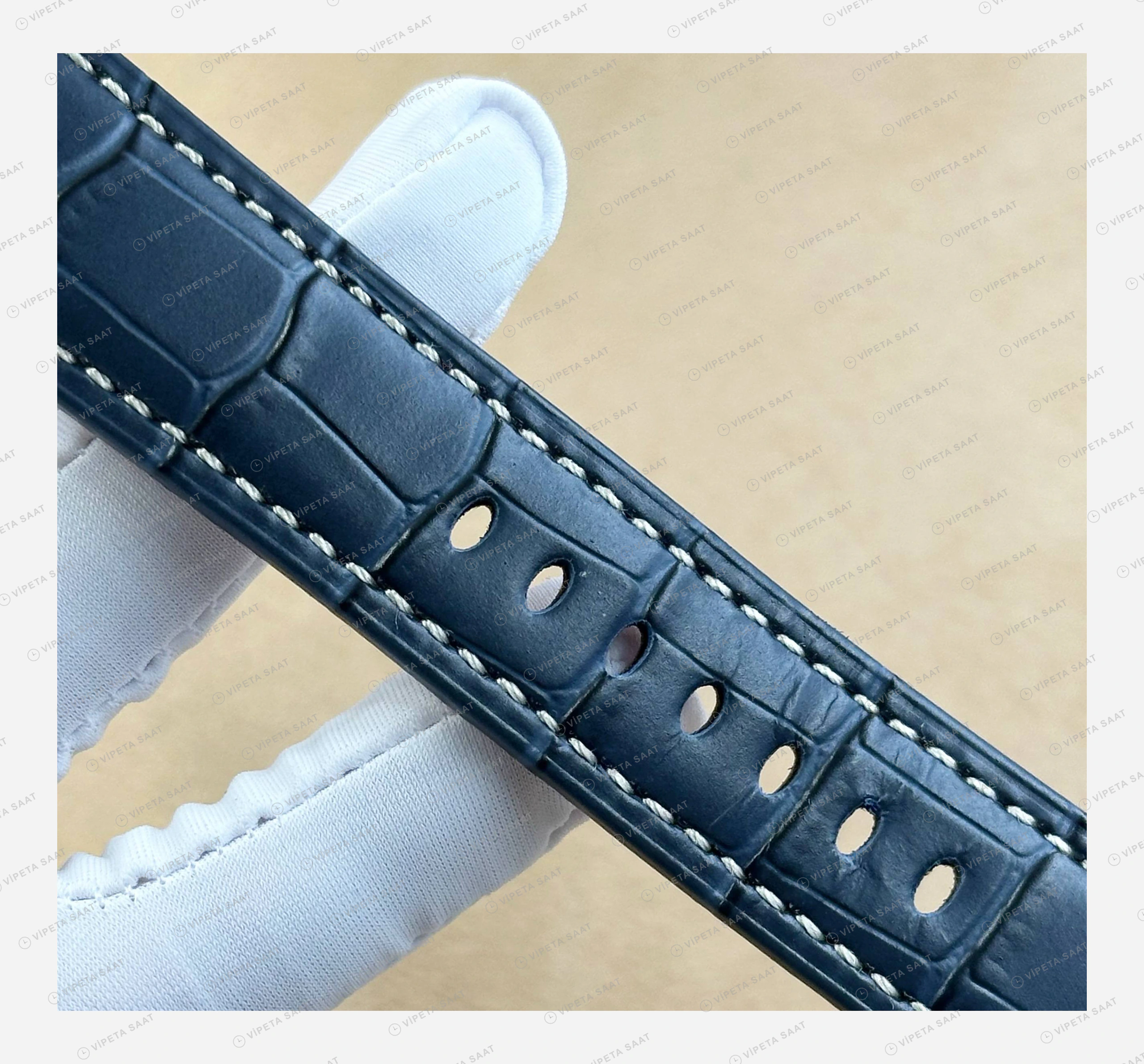 Panerai 44 mm PAM01314 Luminor Marina Mavi Kadran Usta Super Clone ETA Eta Saat karşıdan görünüm
